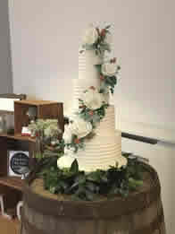 Wedding Cakes - Classic